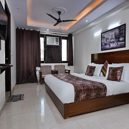 Hotel Admire Inn "Atta Market, Noida Sector 18" Exterior foto