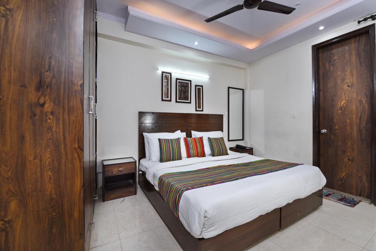 Hotel Admire Inn "Atta Market, Noida Sector 18" Exterior foto